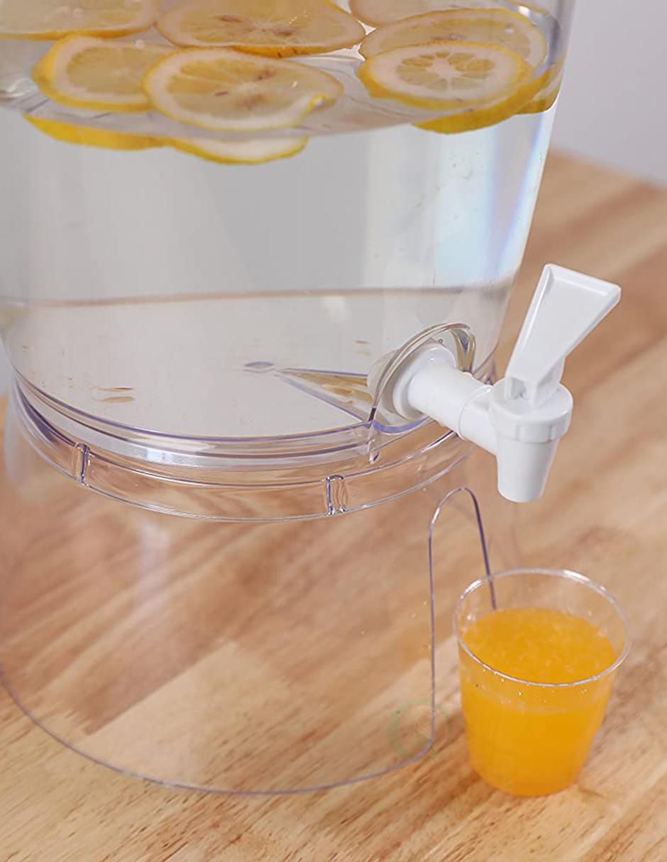 Dispensador de agua de plástico 2