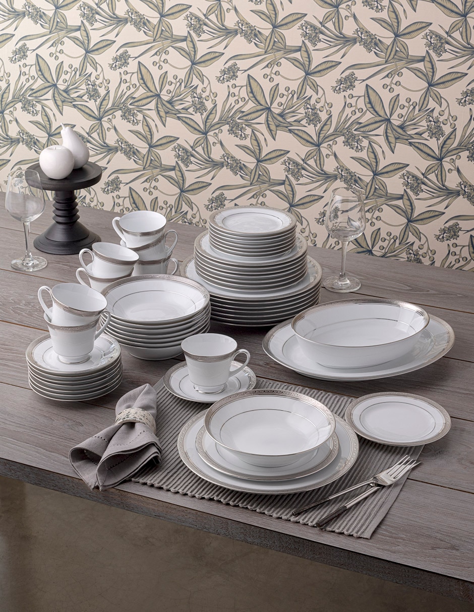 Vajilla cerrada de porcelana para 12 personas Vajilla cerrada de porcelana para 12 personas