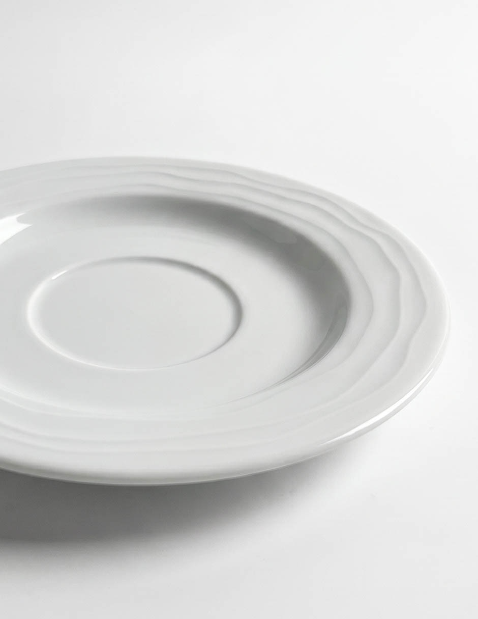 Plato para taza Onda de porcelana 3