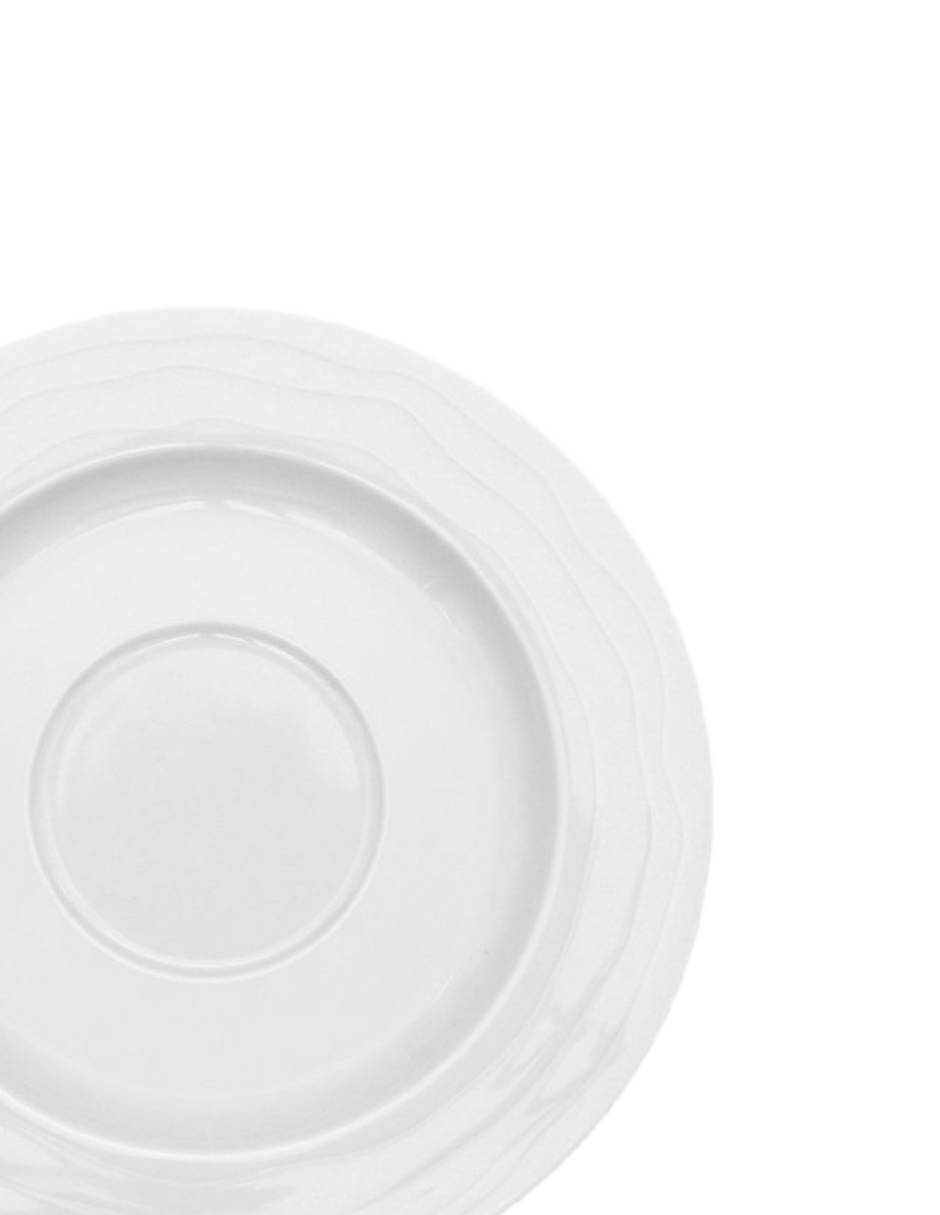 Plato para taza Onda de porcelana 4