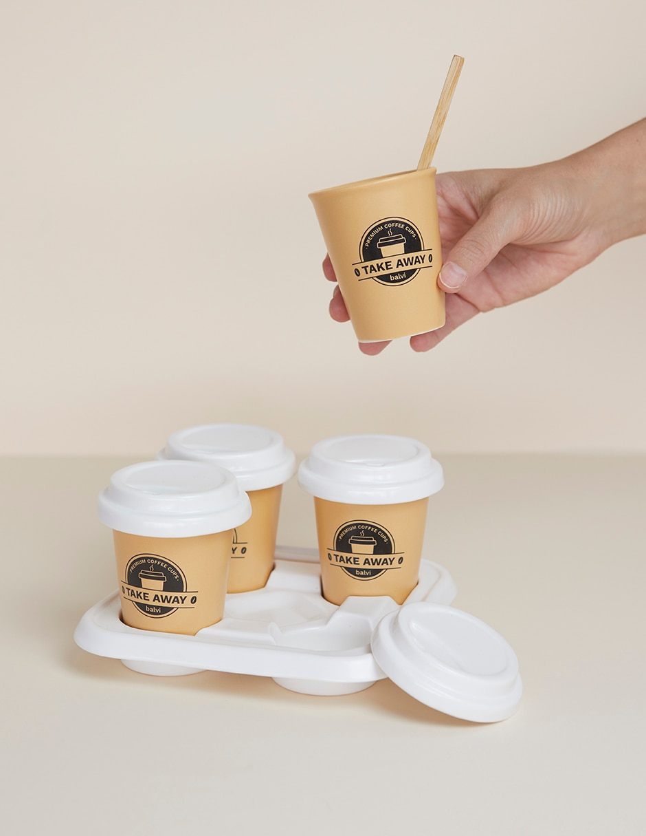 Taza con tapa 4 piezas 4